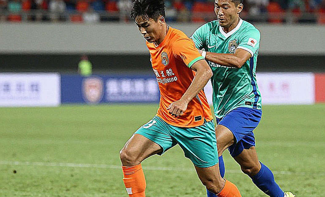 Trabzonspor không bỏ cuộc: Eddy Doue, khoảng cách một triệu euro và tiếng thở của một kỳ chuyển nhượng
