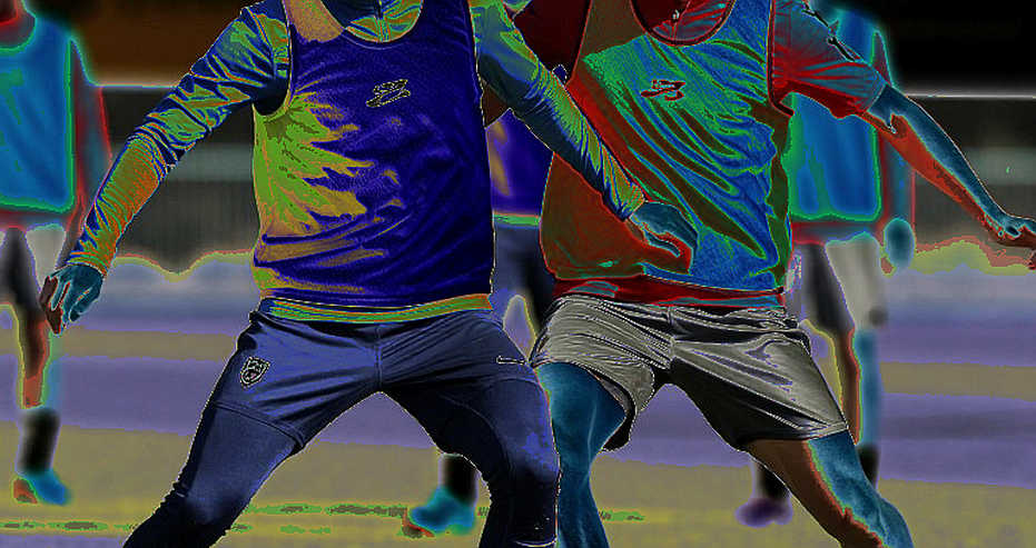 Lời thề trước mẹ và chiếc áo số 10: Khi Benin học cách đứng dưới cái bóng của Messi