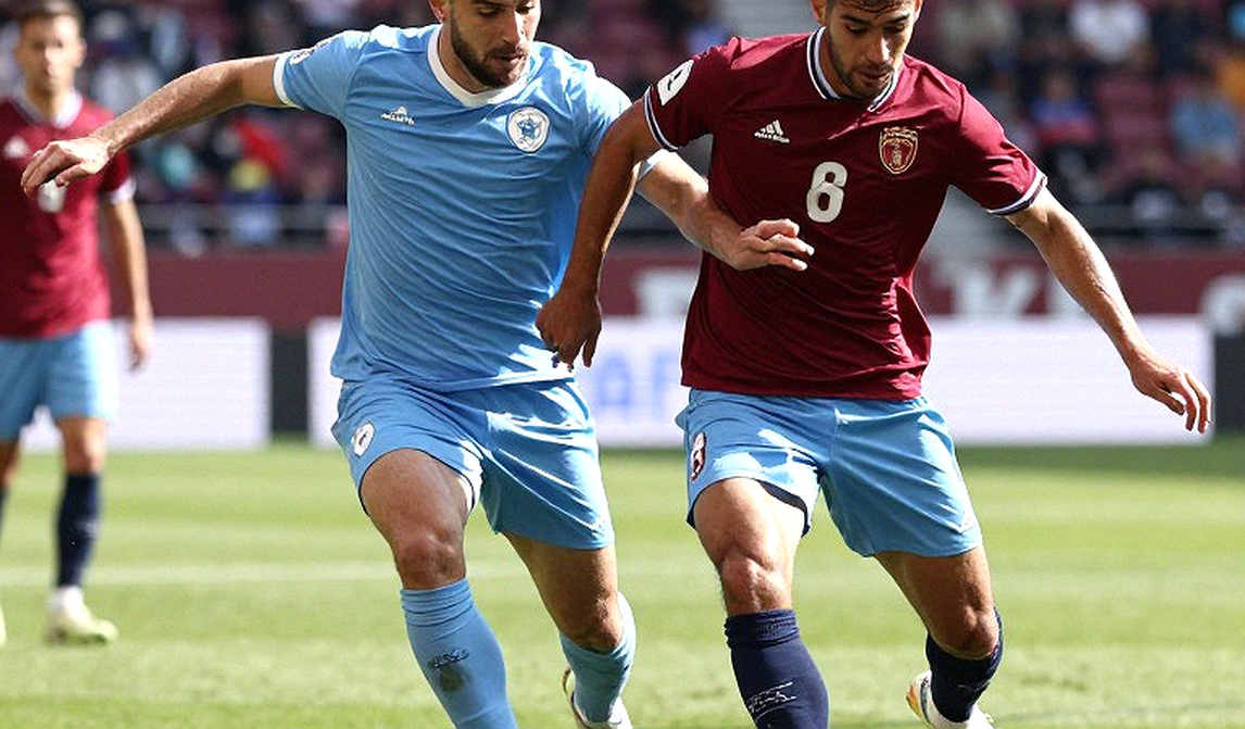 Barcelona tới Istanbul: Ký ức 5-0, chiếc áo mới và bốn khoảng trống không thể lấp bằng may mắn